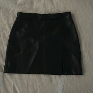 Aritzia black mini skirt vegan leather